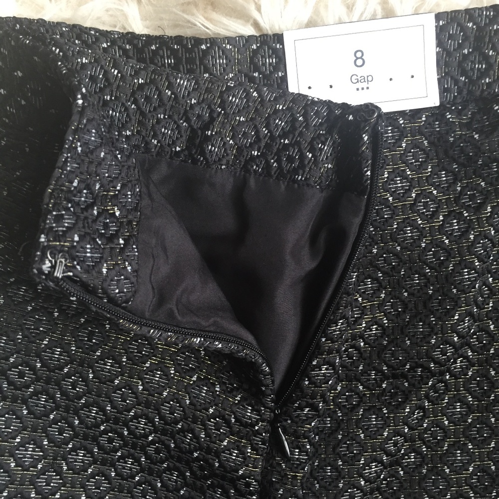 GAP Skirt - Picture 4 of 8